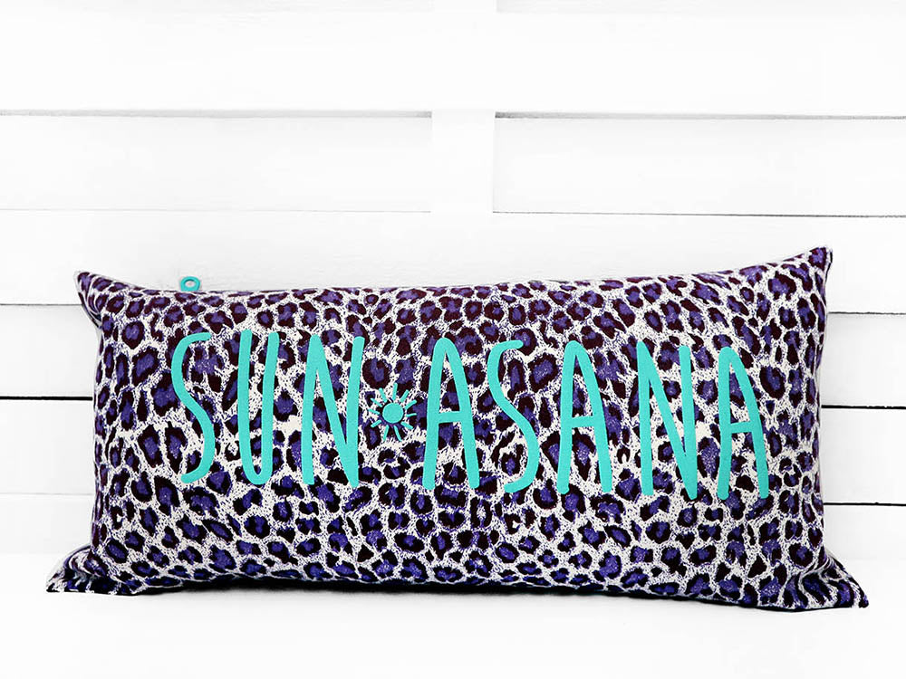 SUNASANA beach pillow