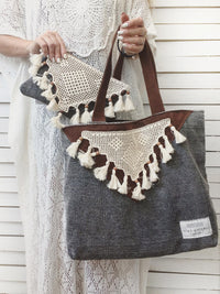 DOILY shoulder bag
