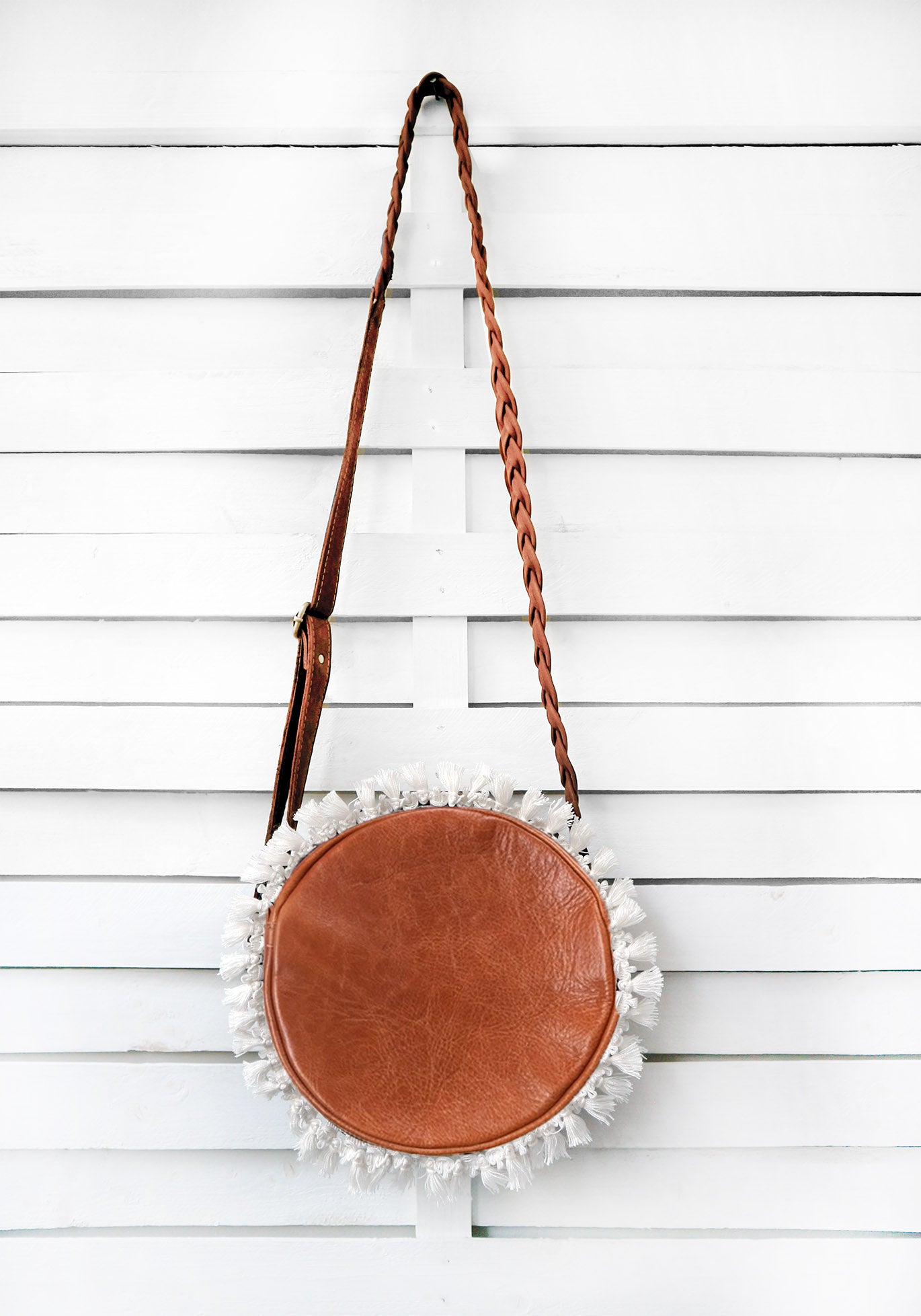 ROUNDIE FRINGES - cross body bag
