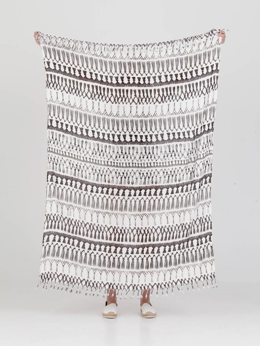 FRINGES WHITE pareo sarong