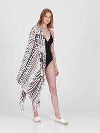 FRINGES WHITE pareo sarong