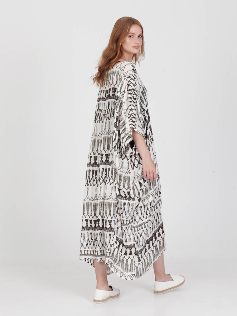 FRINGES WHITE loose shirt dress