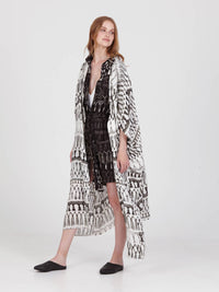 FRINGES WHITE loose shirt dress