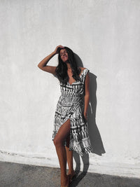 FRINGES WHITE midi wrap dress