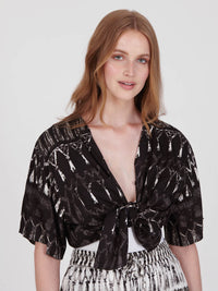 FRINGES BLACK cropped shirt