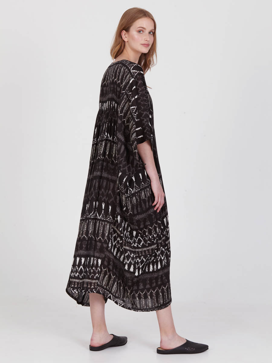 FRINGES BLACK loose shirt dress