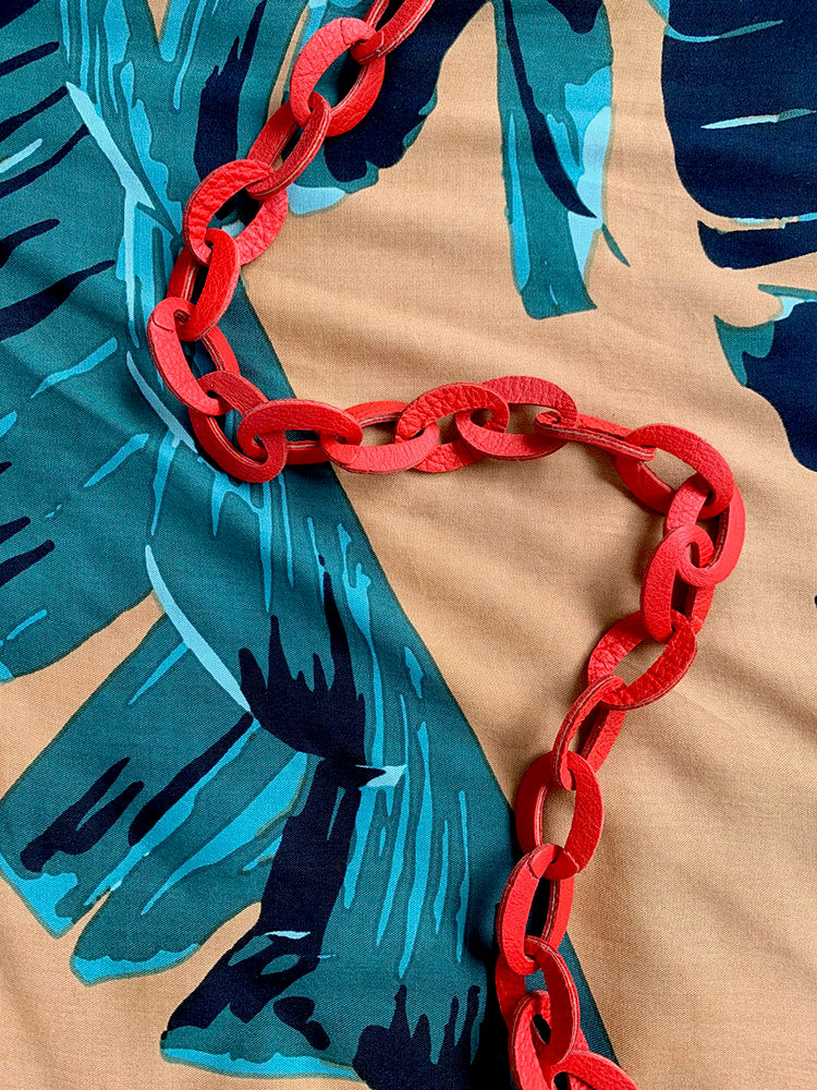 KIRKI glasses leather chain - red