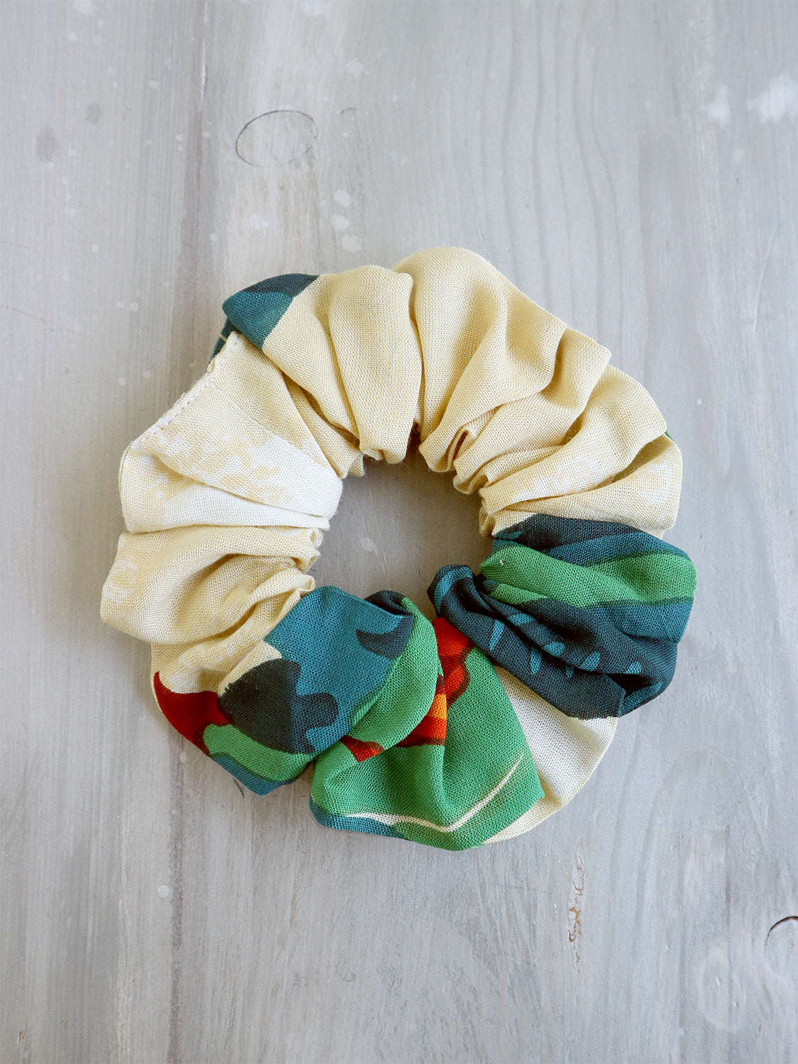 FICUS scrunchie