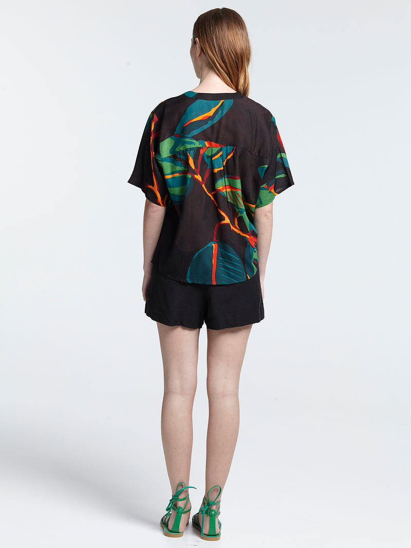 FICUS BLACK cropped shirt