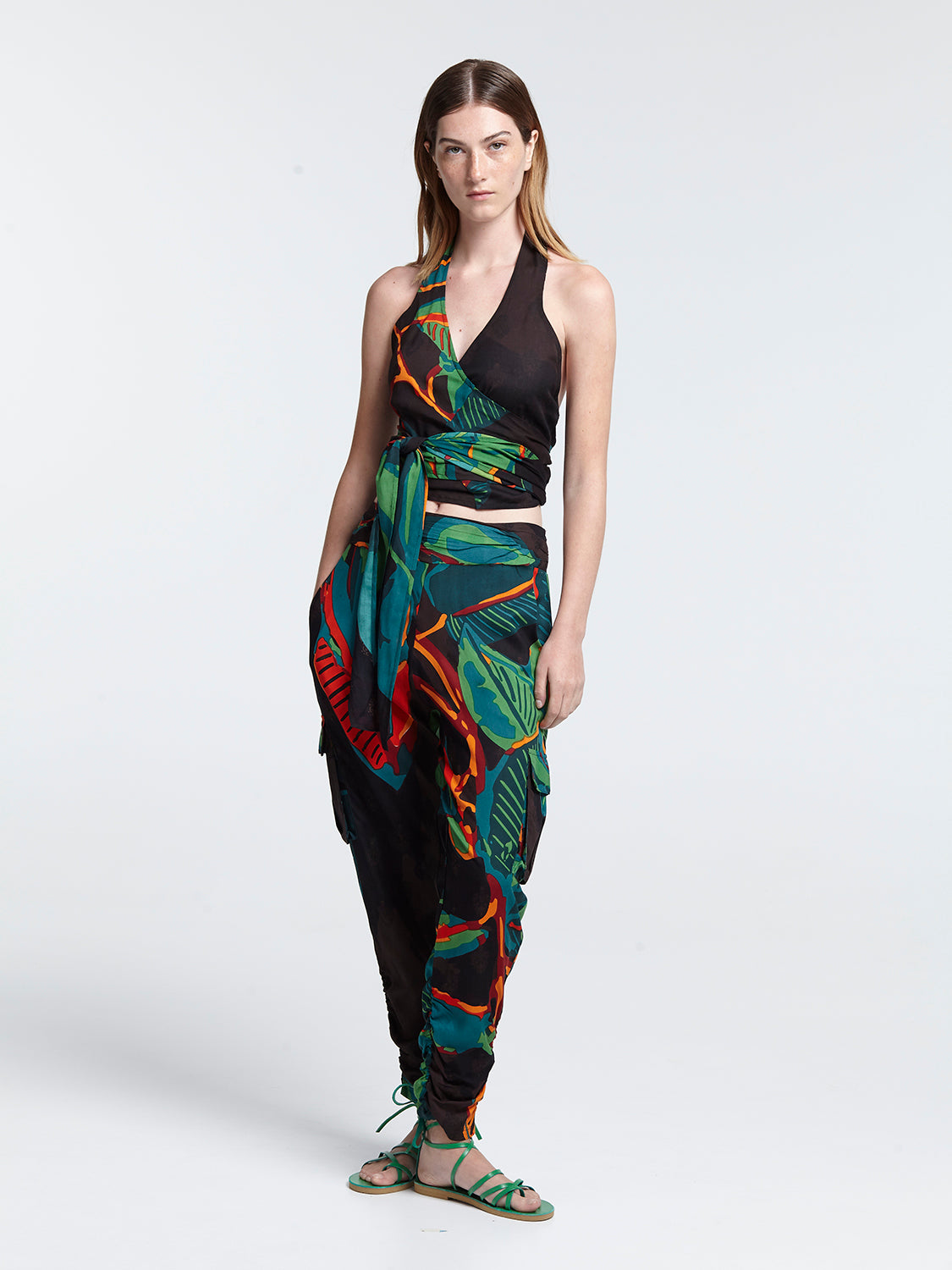 FICUS BLACK wrap top