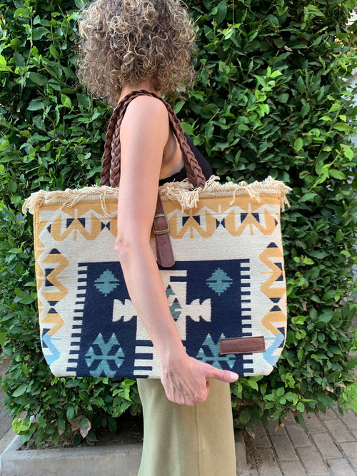 CARAVAN - AZTEC CROSS shoulder bag