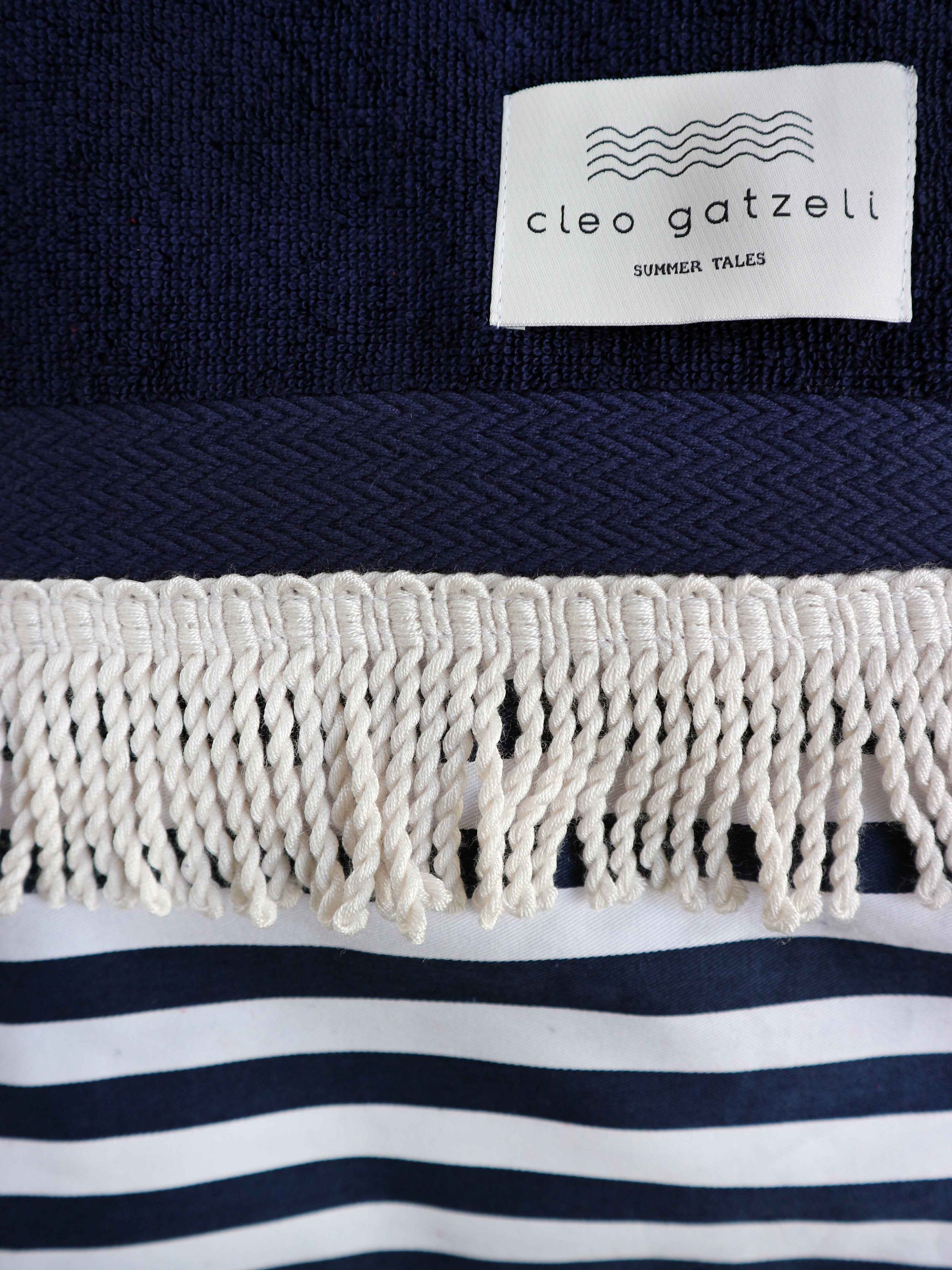 LUXURY YACHT beachtowel