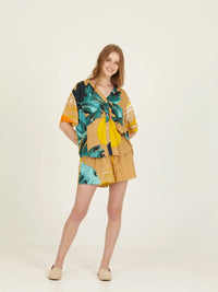 SIESTA cropped shirt